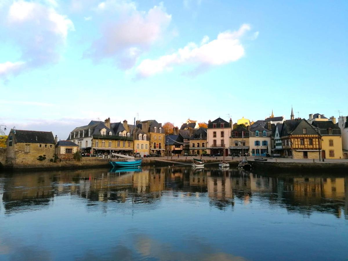 Gite De L'Hirondelle Bleue Brech Esterno foto