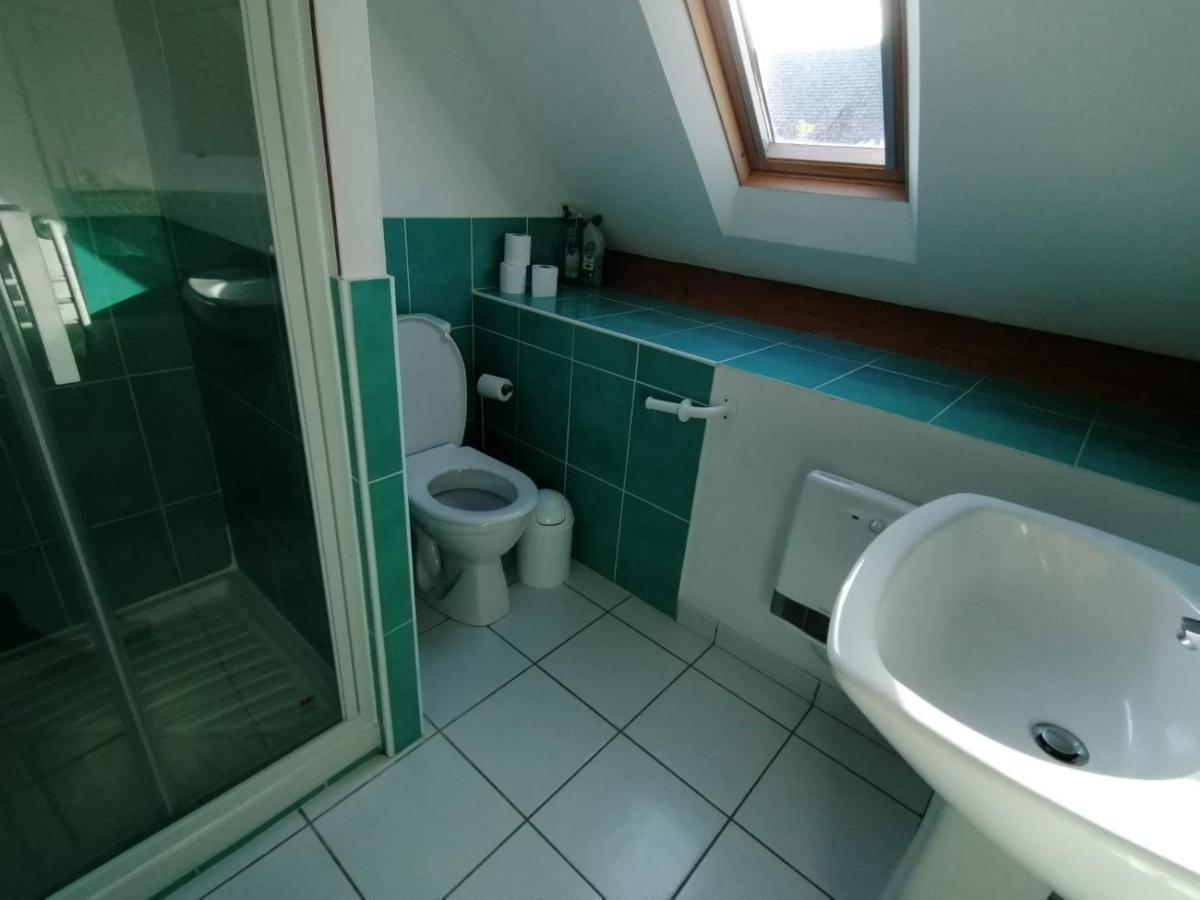 Gite De L'Hirondelle Bleue Brech Esterno foto